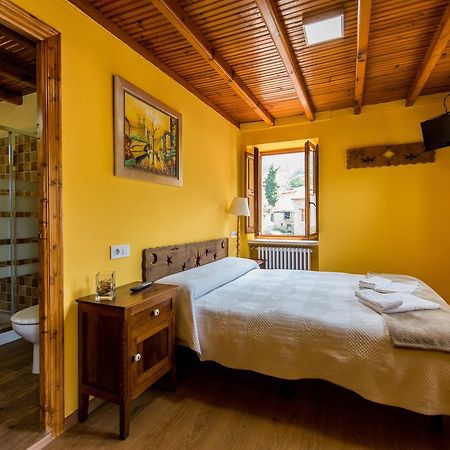 Hostal Pena Santa Soto  Esterno foto