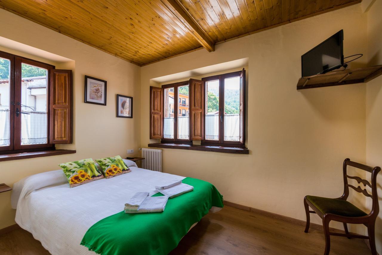 Hostal Pena Santa Soto  Esterno foto